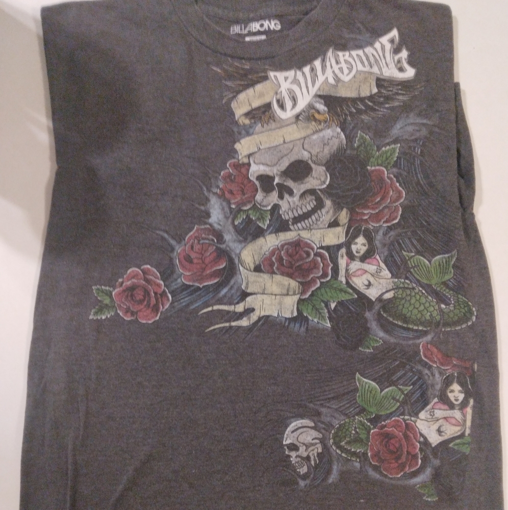 Billabong Gray Graphic Tee with Red and Green Accents